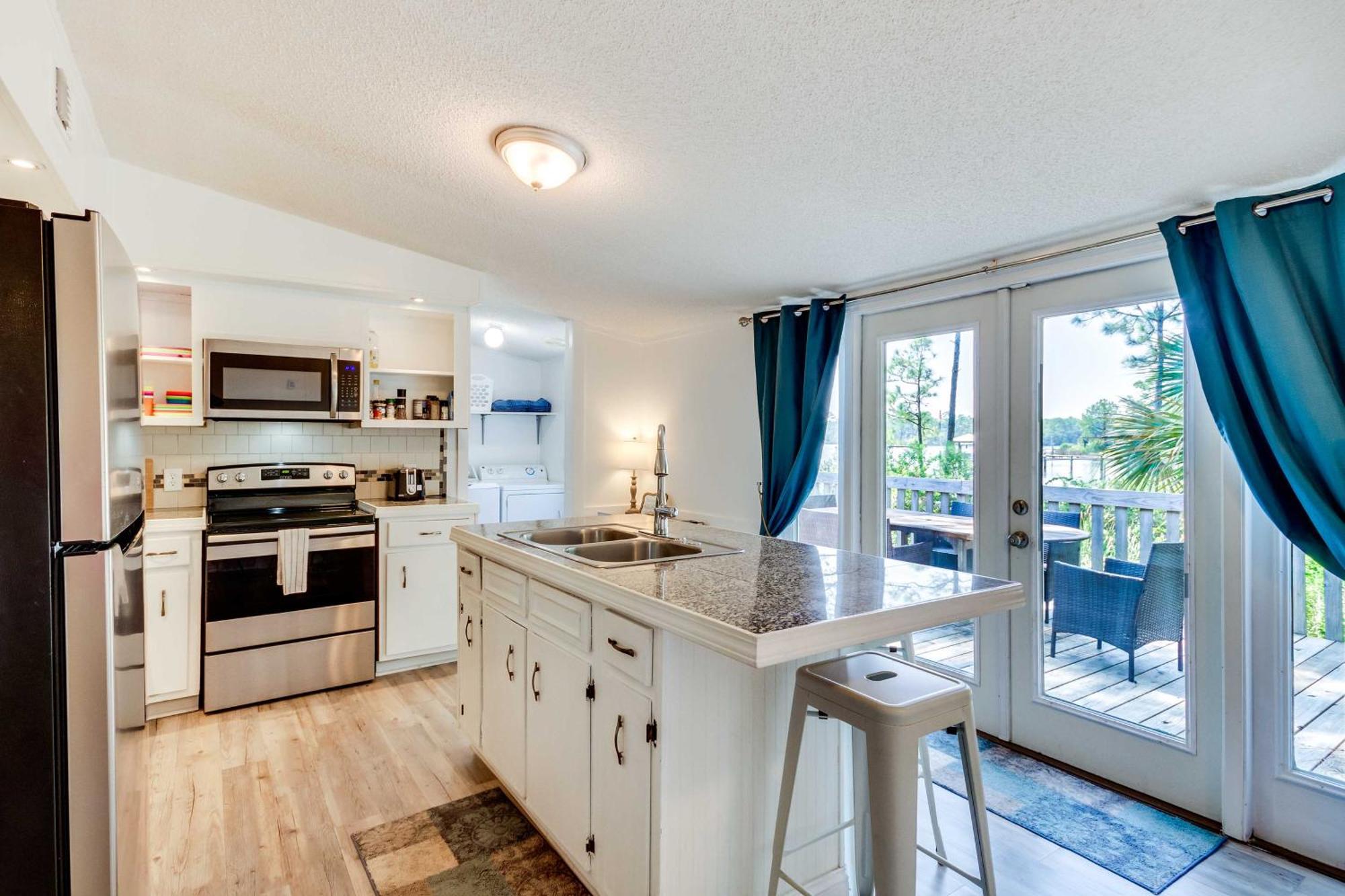 Stunning Pensacola Home, 8 Mi To Downtown! ภายนอก รูปภาพ